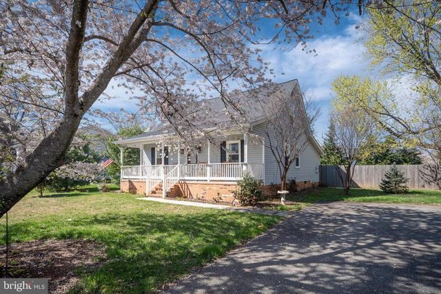 4008 BLAKE DR, Fredericksburg, VA 22407