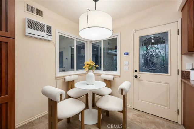 2560 Canterbury, San Marino, CA 91108