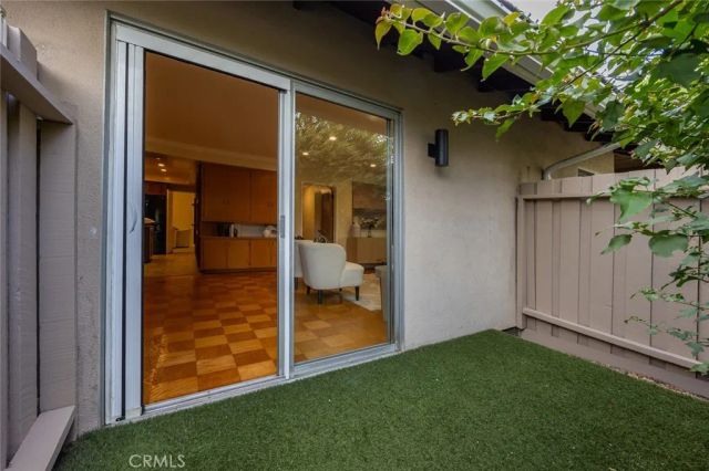 2560 Canterbury, San Marino, CA 91108