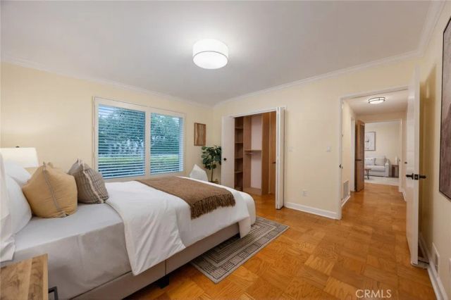 2560 Canterbury, San Marino, CA 91108