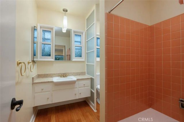2560 Canterbury, San Marino, CA 91108