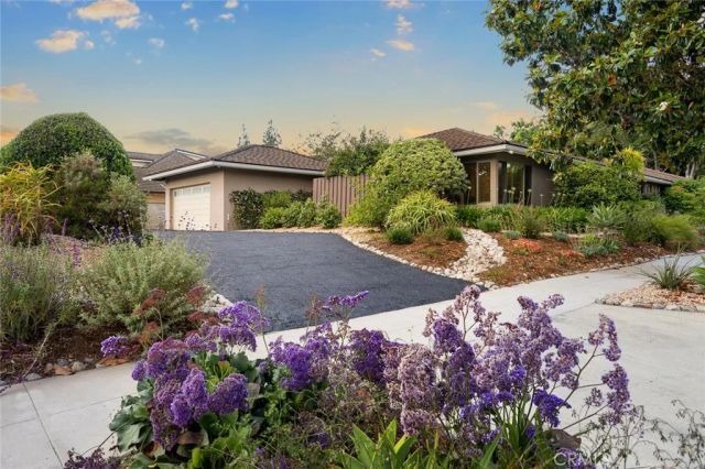2560 Canterbury, San Marino, CA 91108