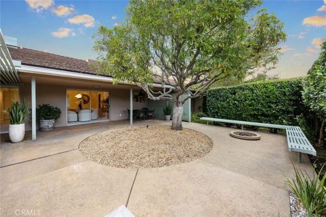 2560 Canterbury, San Marino, CA 91108