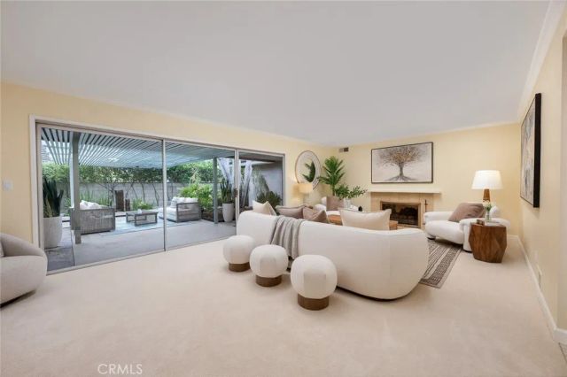 2560 Canterbury, San Marino, CA 91108