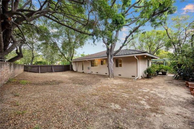 2560 Canterbury, San Marino, CA 91108