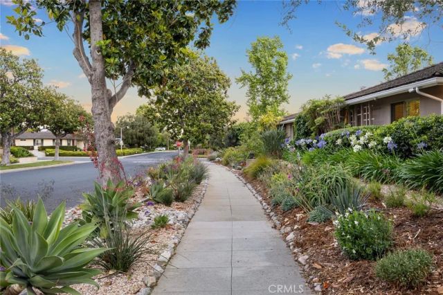 2560 Canterbury, San Marino, CA 91108