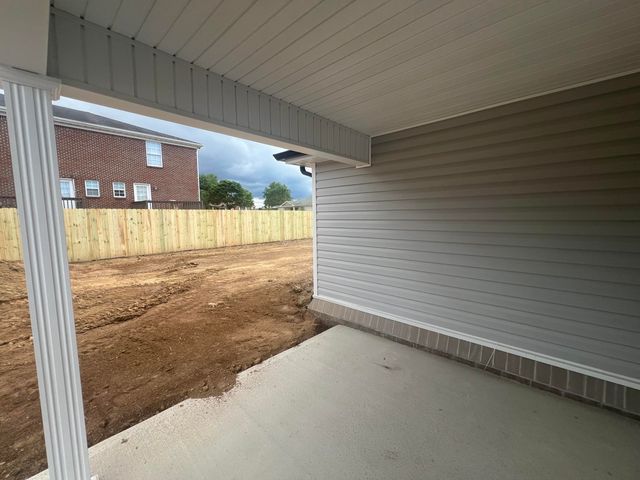104 Bow Bridge Drive, Berea, KY 40403