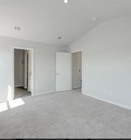 435 Regency Lane, Eden, NC 27288