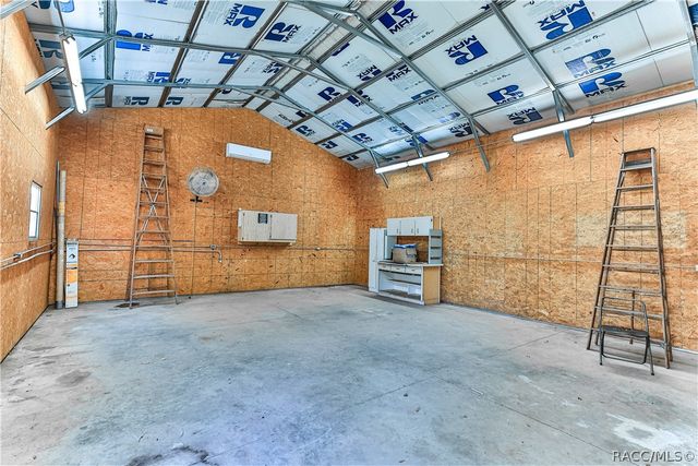 5626 W Justin Court, Homosassa, FL 34448