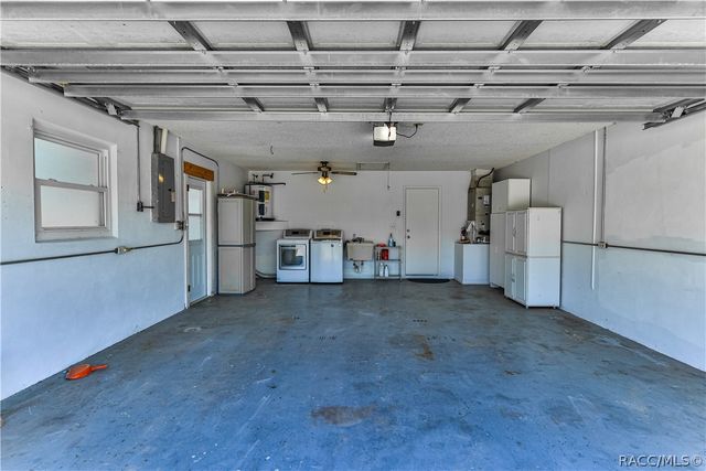 5626 W Justin Court, Homosassa, FL 34448