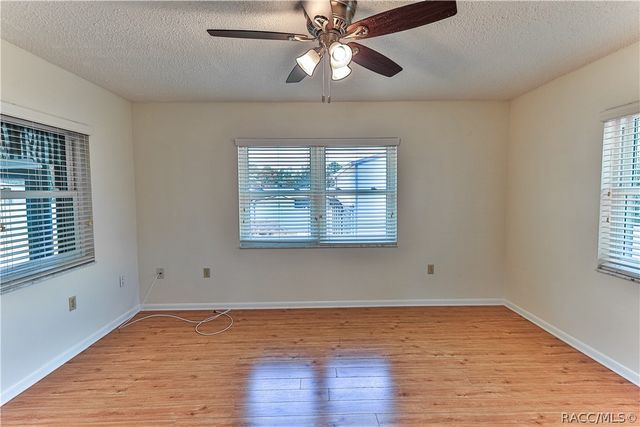 5626 W Justin Court, Homosassa, FL 34448