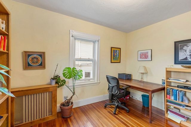43 Bradwood St, Boston, MA 02131