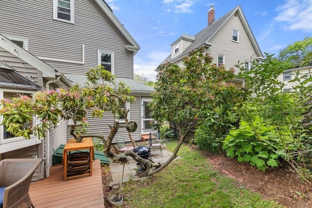 43 Bradwood St, Boston, MA 02131