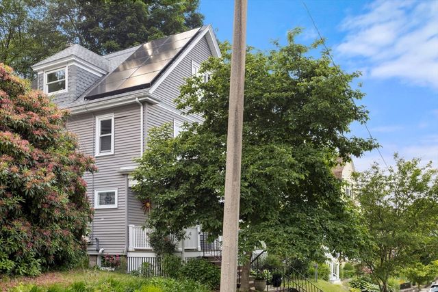 43 Bradwood St, Boston, MA 02131