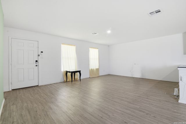 12804 Deep Eddy, St Hedwig, TX 78152