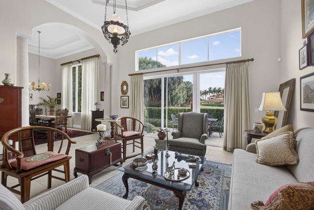 540 Les Jardin Drive, Palm Beach Gardens, FL 33410