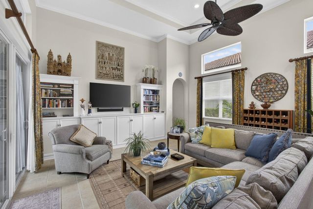 540 Les Jardin Drive, Palm Beach Gardens, FL 33410