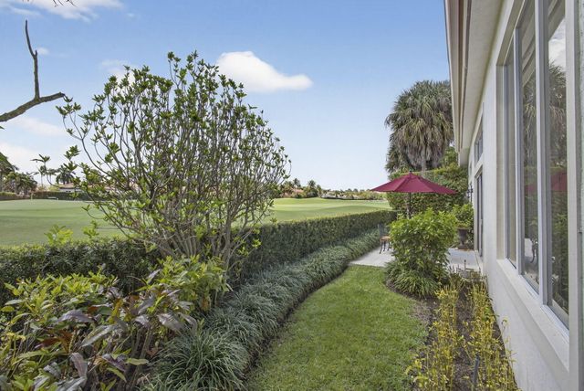 540 Les Jardin Drive, Palm Beach Gardens, FL 33410