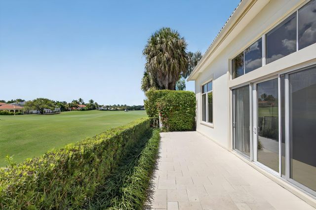 540 Les Jardin Drive, Palm Beach Gardens, FL 33410