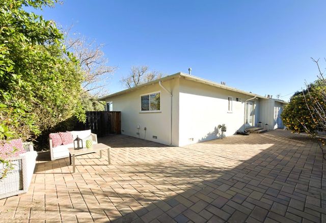 3050 Santa Maria Avenue, Santa Clara, CA 95051