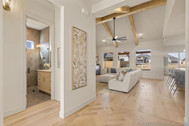 2355 E 135th Place, Bixby, OK 74008