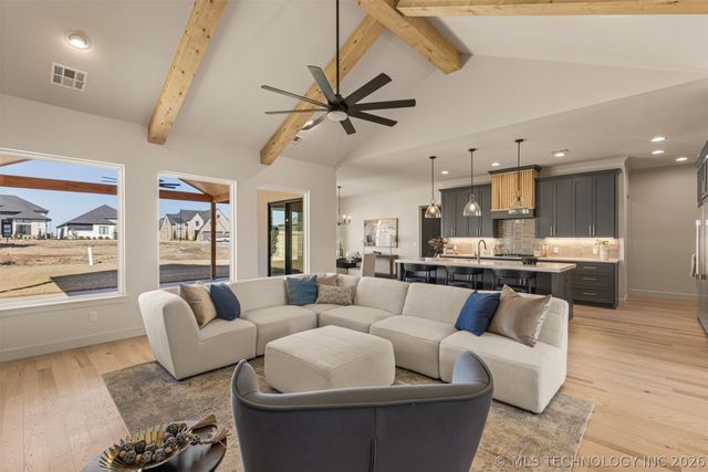 2355 E 135th Place, Bixby, OK 74008