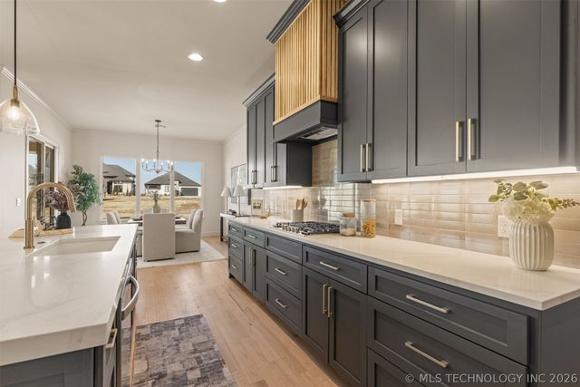 2355 E 135th Place, Bixby, OK 74008