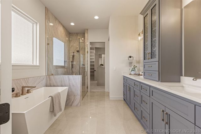 2355 E 135th Place, Bixby, OK 74008