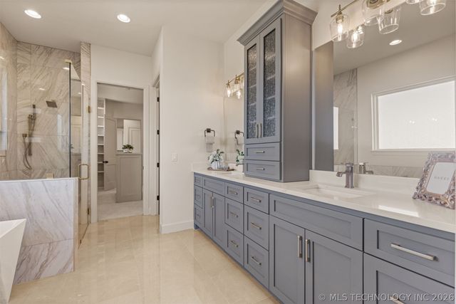 2355 E 135th Place, Bixby, OK 74008