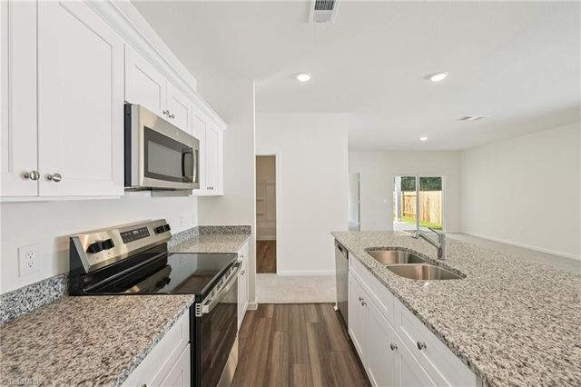 943 Riverbank Drive, Kernersville, NC 27284