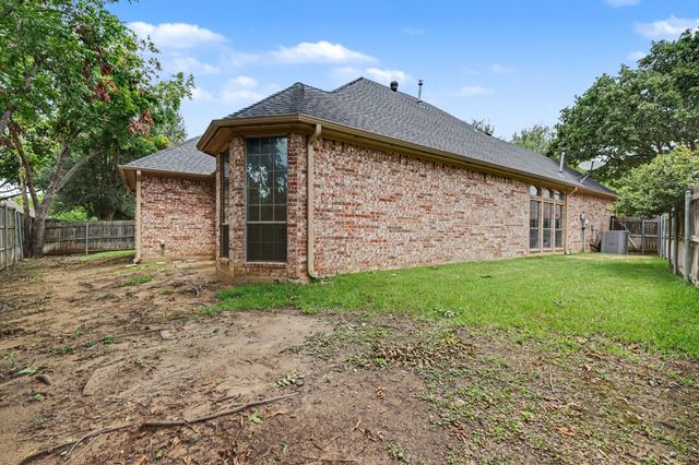 2016 Kodiak Court, Arlington, TX 76013