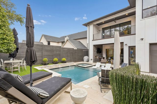 6435 Lake Circle Drive, Dallas, TX 75214