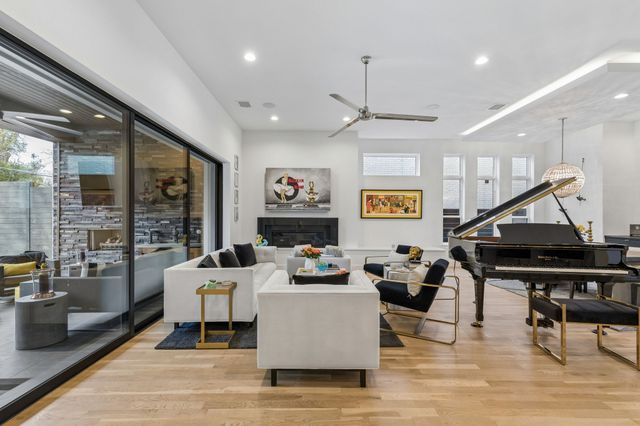 6435 Lake Circle Drive, Dallas, TX 75214