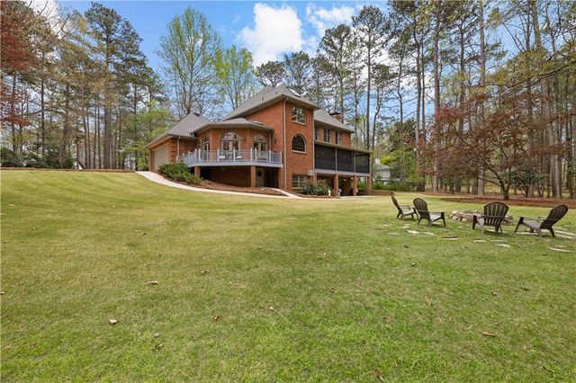 123 Stonington Drive, Peachtree City, GA 30269