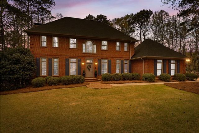 123 Stonington Drive, Peachtree City, GA 30269