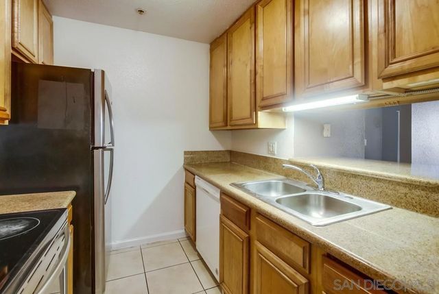 4041 Oakcrest Drive 207, San Diego, CA 92105