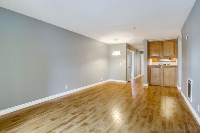 4041 Oakcrest Drive 207, San Diego, CA 92105