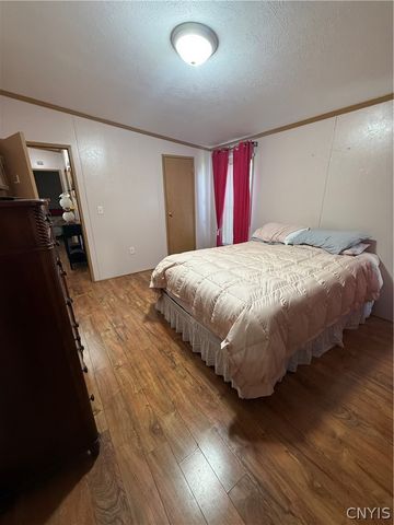 33 Norma Drive, New Hartford, NY 13323