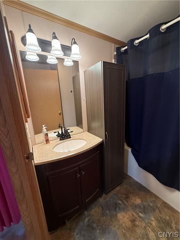33 Norma Drive, New Hartford, NY 13323