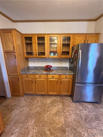 33 Norma Drive, New Hartford, NY 13323