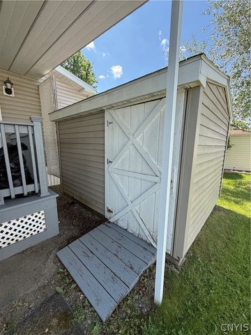 33 Norma Drive, New Hartford, NY 13323