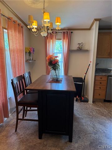 33 Norma Drive, New Hartford, NY 13323