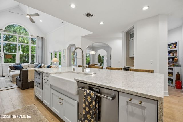 5070 BENTGRASS Circle, Ponte Vedra Beach, FL 32082