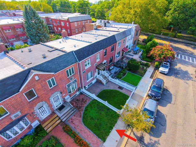 63-16 76th Street, Middle Village, NY 11379