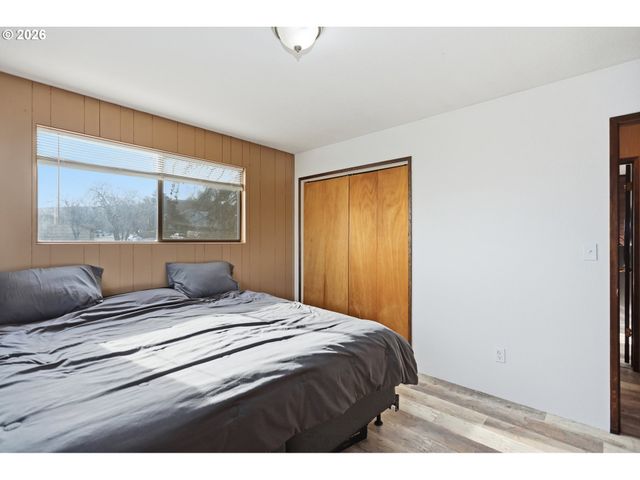 1100 W 2ND St, Arlington, OR 97812