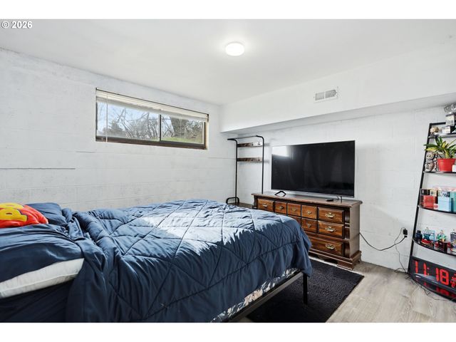 1100 W 2ND St, Arlington, OR 97812