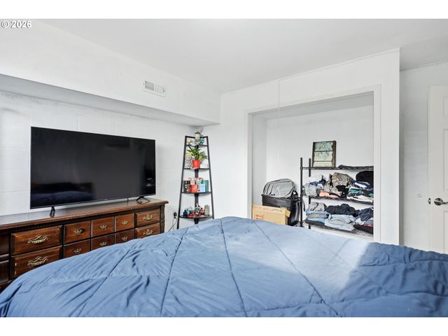 1100 W 2ND St, Arlington, OR 97812