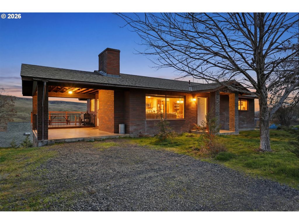 1100 W 2ND St, Arlington, OR 97812