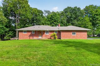 26710 La Muera Street, Farmington Hills, MI 48334