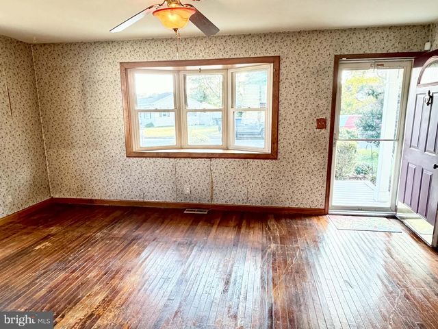 454 FLORENCE BLVD, Williamstown, NJ 08094